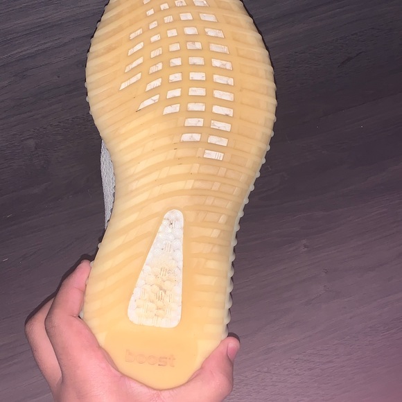 Yeezy Butters - Picture 2 of 4